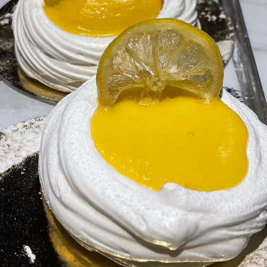 Lemon Curd Pavlova